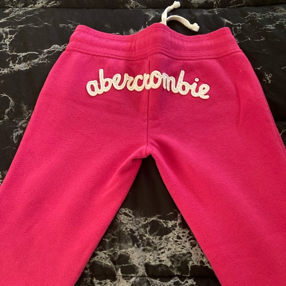 Sweatpants - Picture 2 of 6